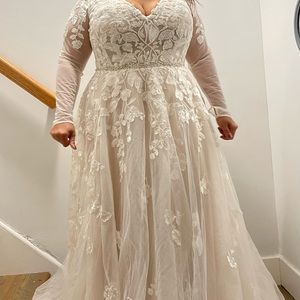 David’s bridal “Illusion” Wedding Dress